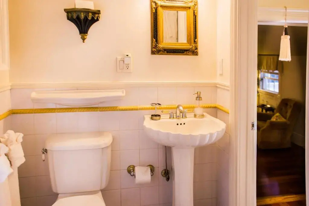Arbor View House Bed and Breakfast