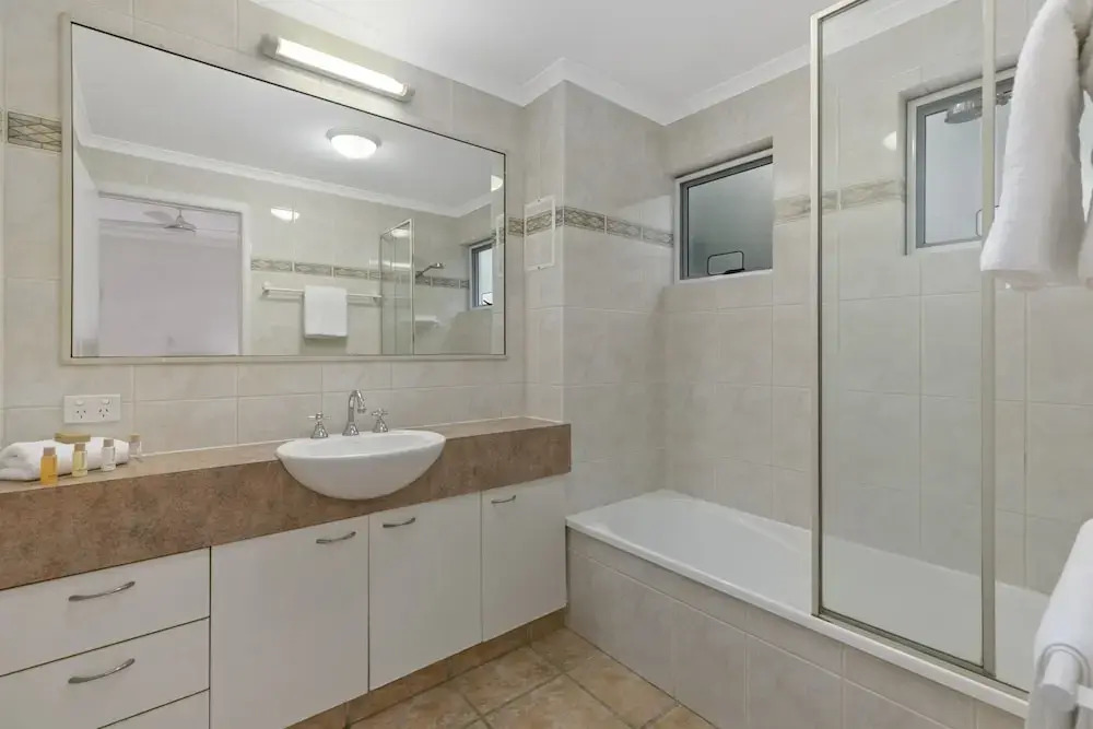 Charming Noosa Heads Apartment; Laguna Bay Views - Unit 6 Taralla 18 Edgar Bennett Avenue