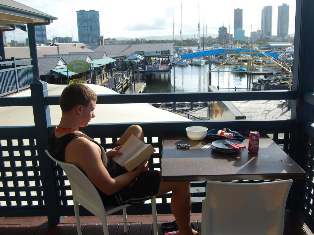 Surfers Paradise YHA