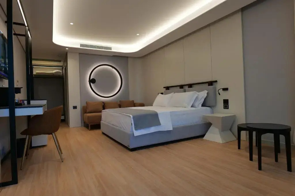 AlYACHT Premium Hotel