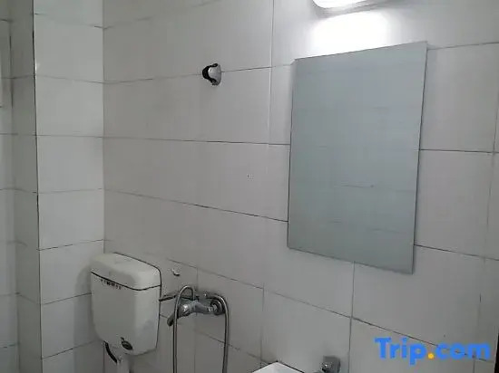 Xiantao Haojie Hotel