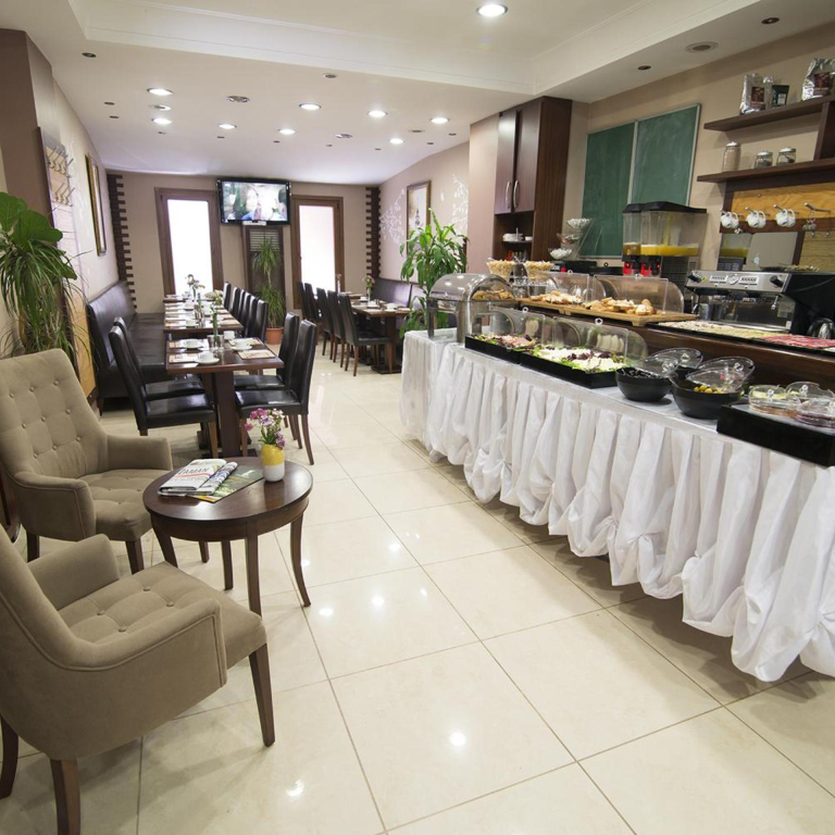 Cumbali Suite Hotel
