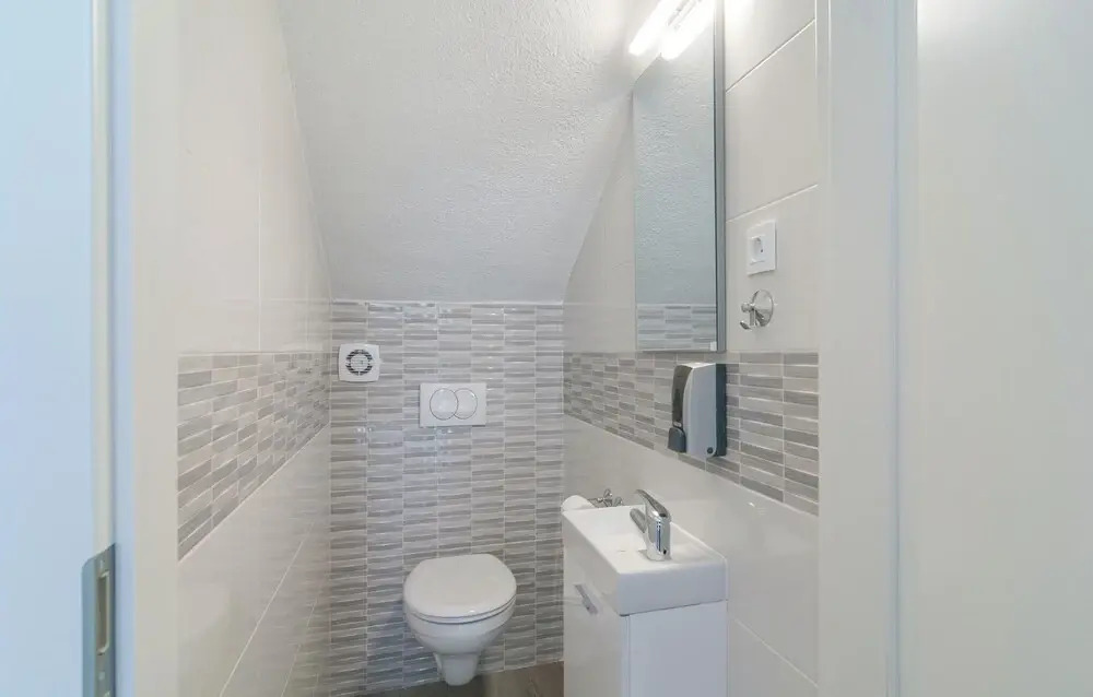Pet Friendly Home In Srinjine With Sauna