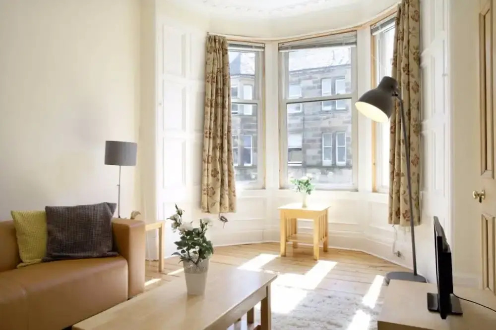 1 Bedroom Apartment In Bruntsfield
