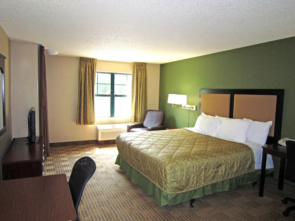 Extended Stay America Select Suites - Tampa - North - USF - Attractions