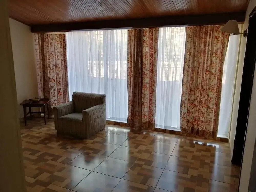 Hostal El Plaza
