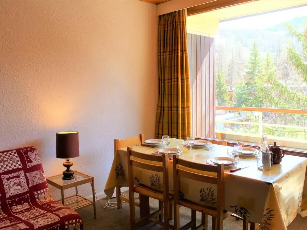 Appartement Vars, 2 pièces, 6 personnes - FR-1-330B-163