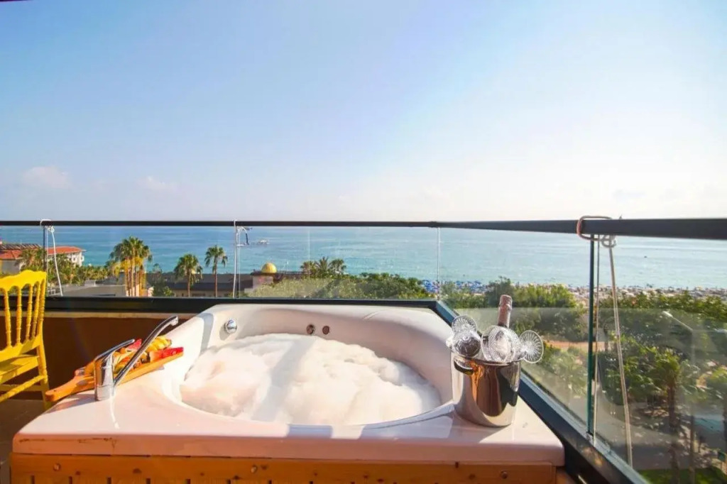 Anjeliq Downtown Boutique Hotel