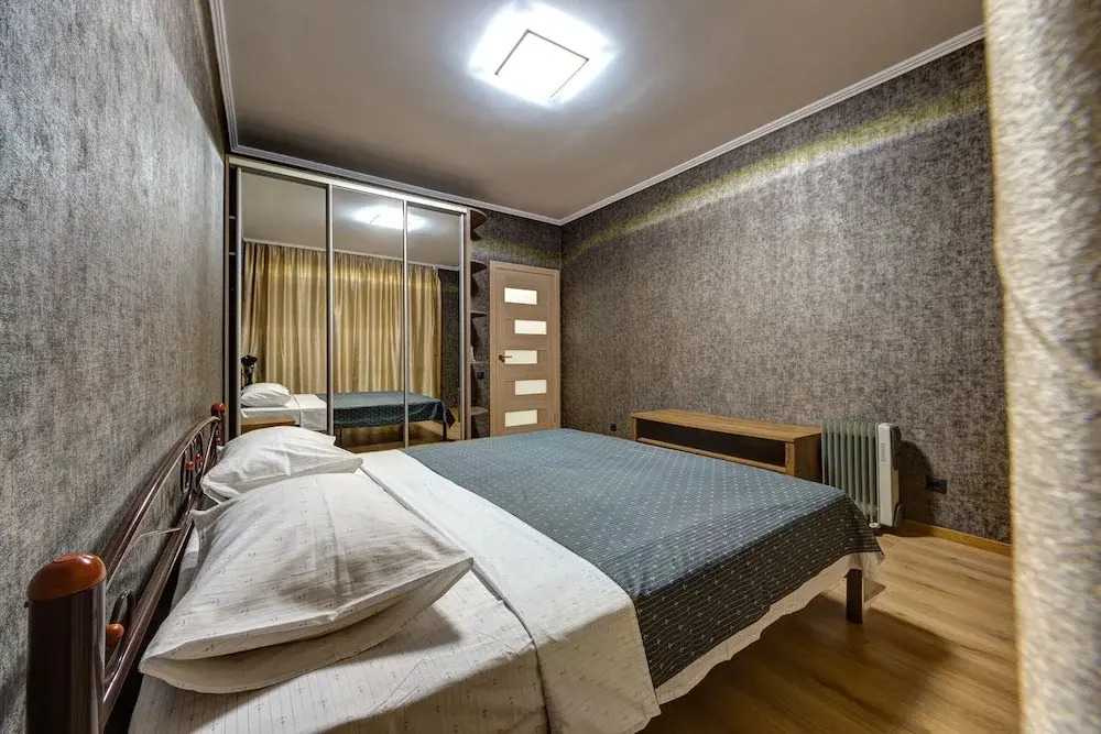 Apartment Zolotoustivska
