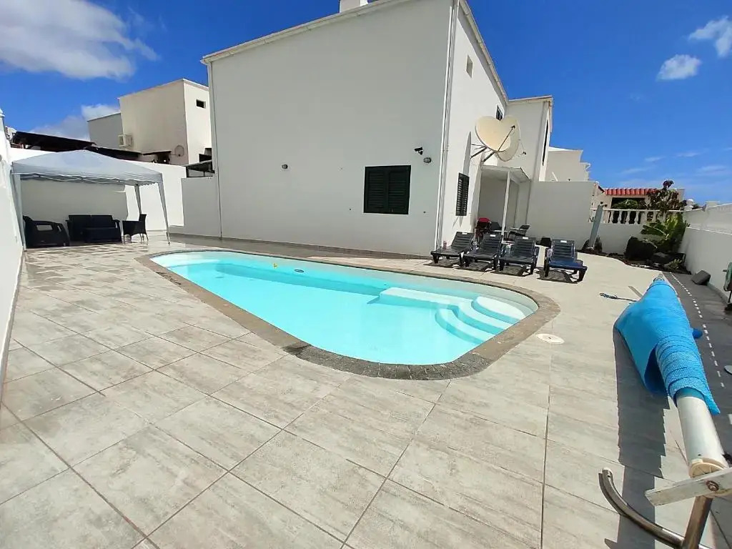 Love gara, duplex pareado piscina privada by flamingo house