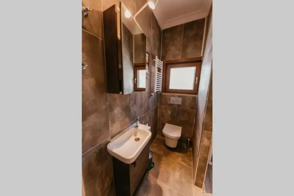 Galadoo Suites 4th Floor