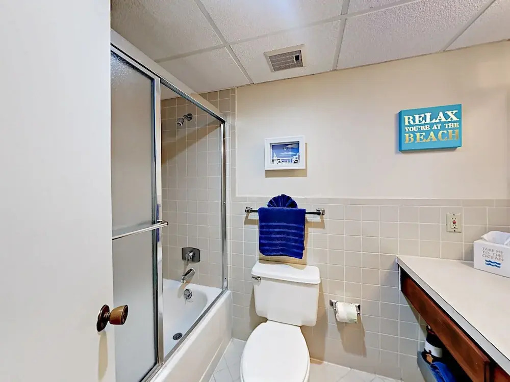 Laguna #305 - 2 Br Condo