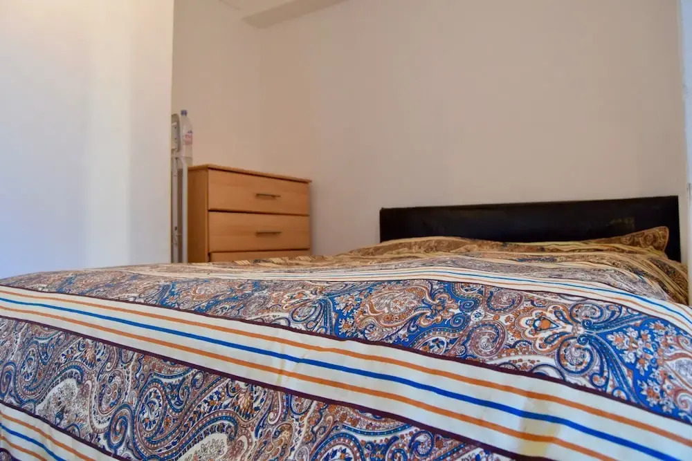 2 Bedroom Apartment Close To Hyde Park