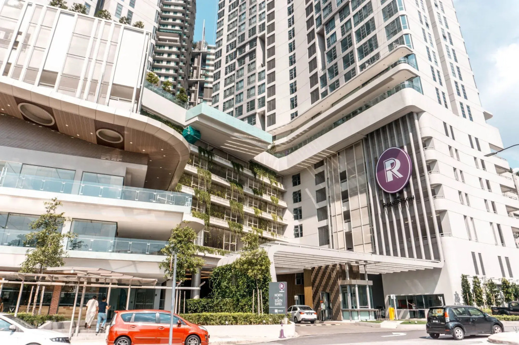 Robertson Premier Suites by Subhome
