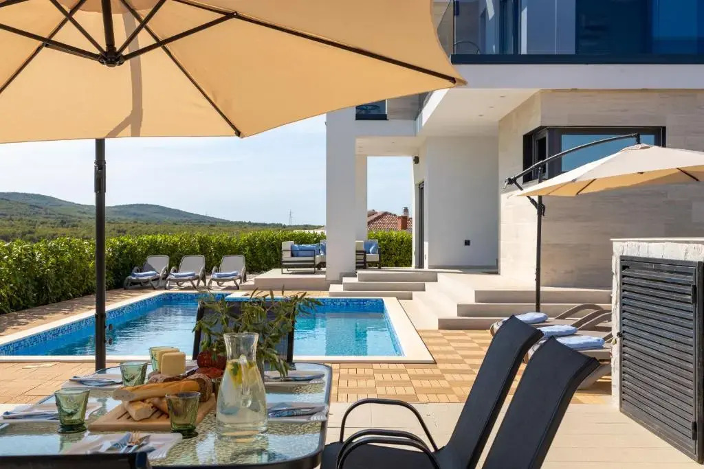 Luxury villa Mia
