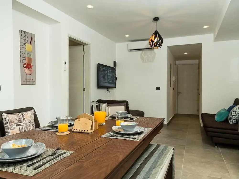 Classy 2 Br Apartment Fully Equipped, Up To 5 People, at Aldea Zama