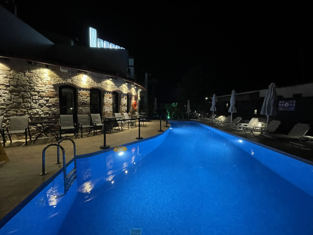 Samel Hotel