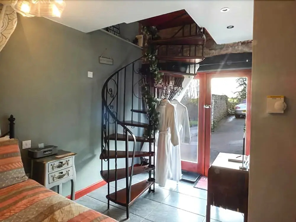 Paddock House