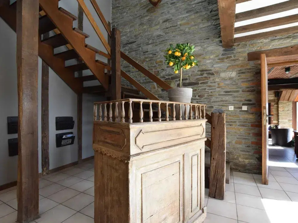 Alluring Farmhouse in Lavacherie with Hot Tub