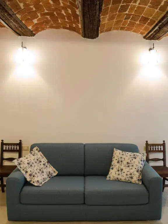 La Tintoria Suites