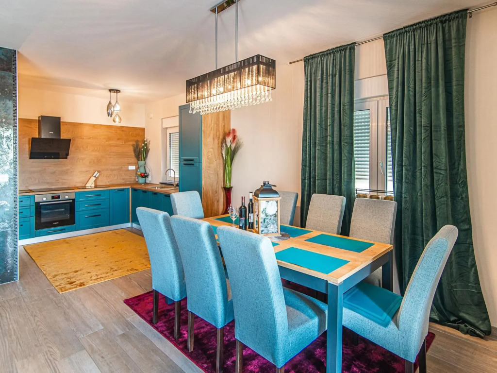 Luxury  villa with private swimming pool and sea view
