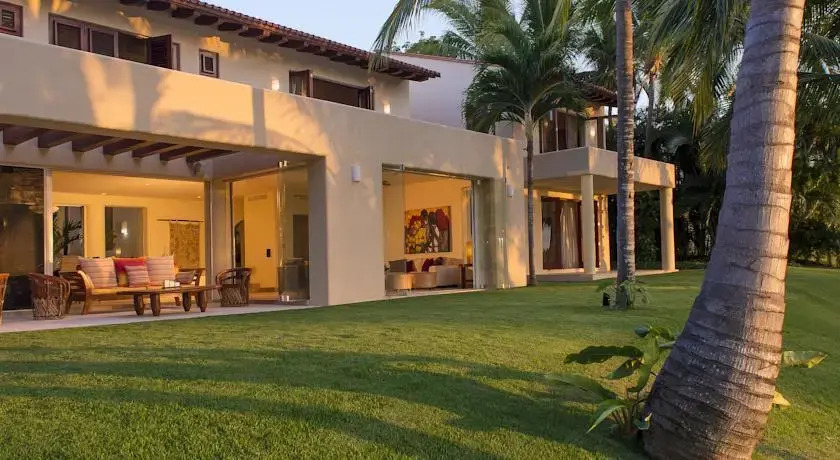 Casa Paraiso