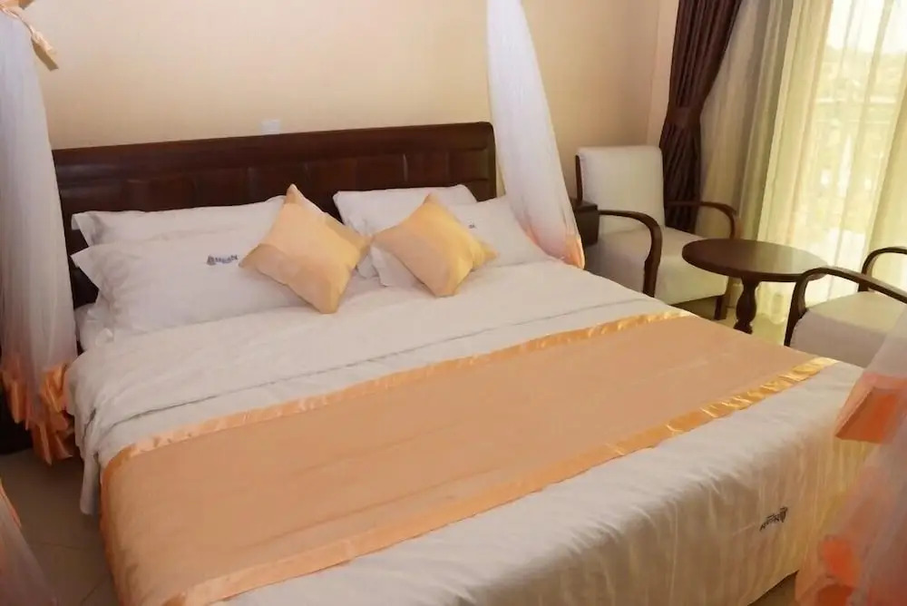 Nican Resort Hotel