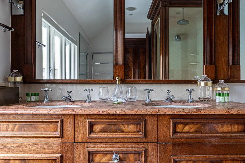 Stunning 6-Bed House Near Harrods in Knightsbridge