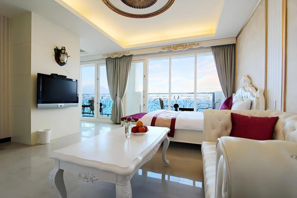 Starrise Leisure Hotel