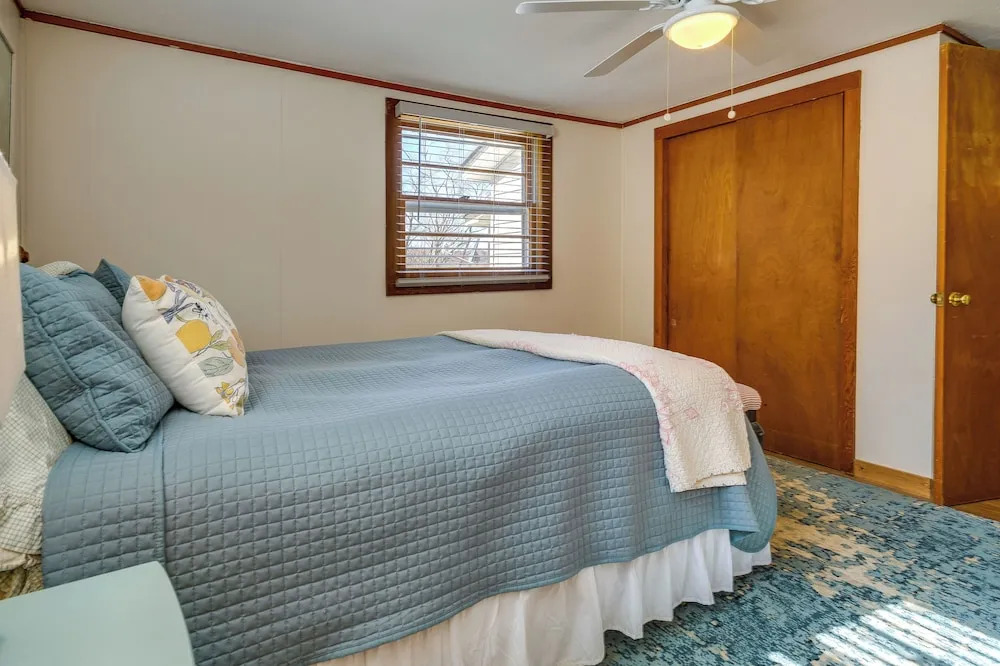 Pet-friendly Topton Home w/ Patio, Deck & Views!