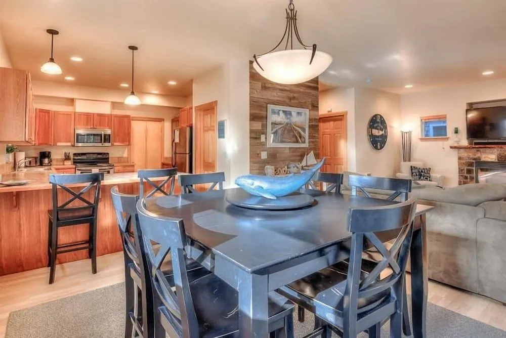 Charming Escape with Hot Tub and Game Amenities - Delightful Family Haven