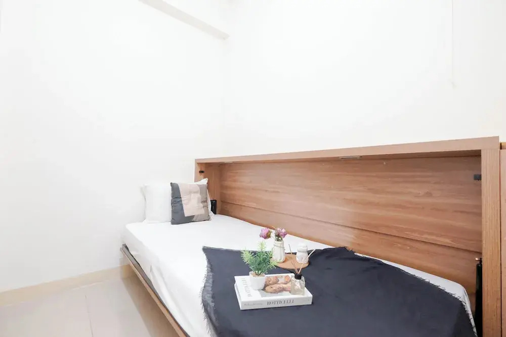 Neutral Tone 2Br At Green Pramuka City Apartment