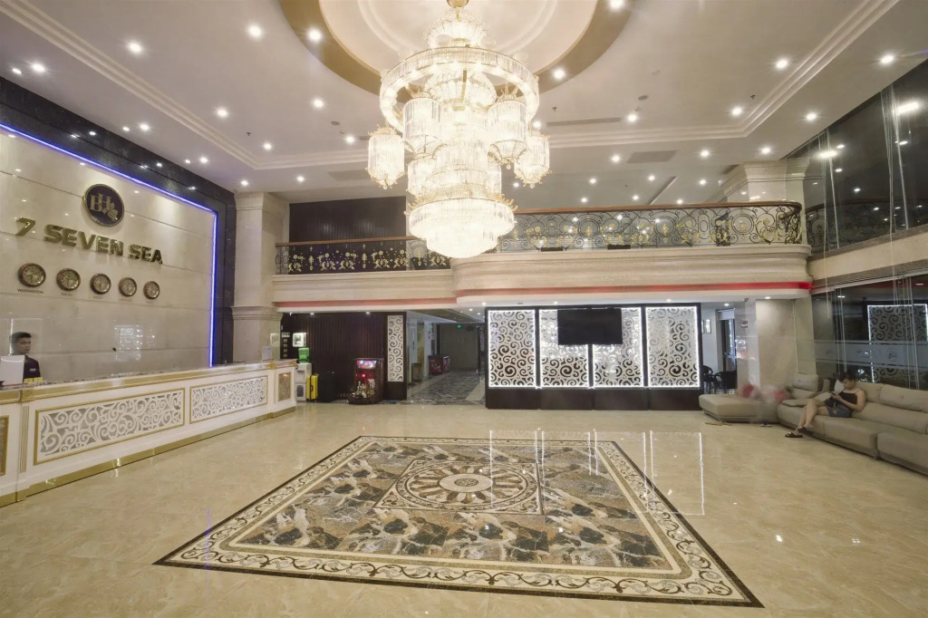 7 Seven Sea Hotel