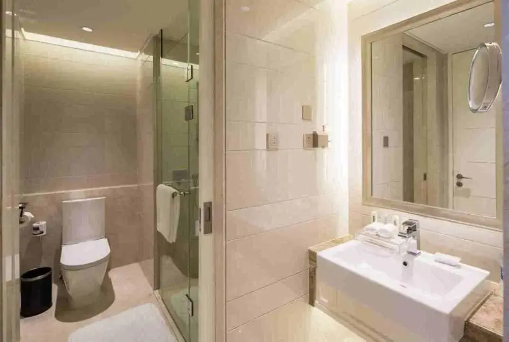 Crowne Plaza Shanghai Anting-20 Minutes drive to National Exhibition and Convention Center & 15 Minutes drive to F1