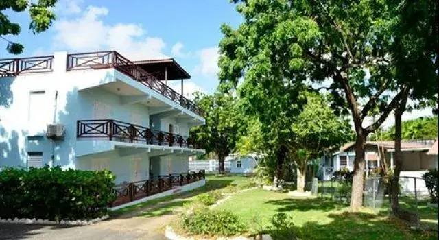Mackston Apartments