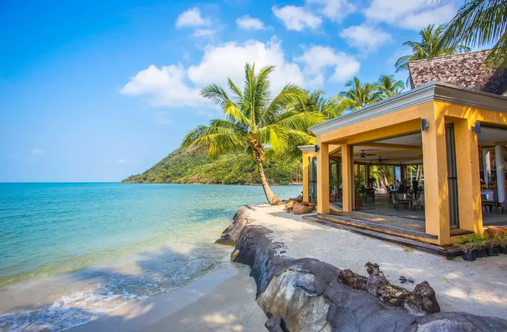 Peninsula Beach Resort