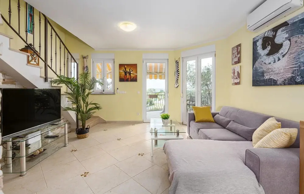 Nice Apartment in Porec With 2 Bedrooms and Wifi