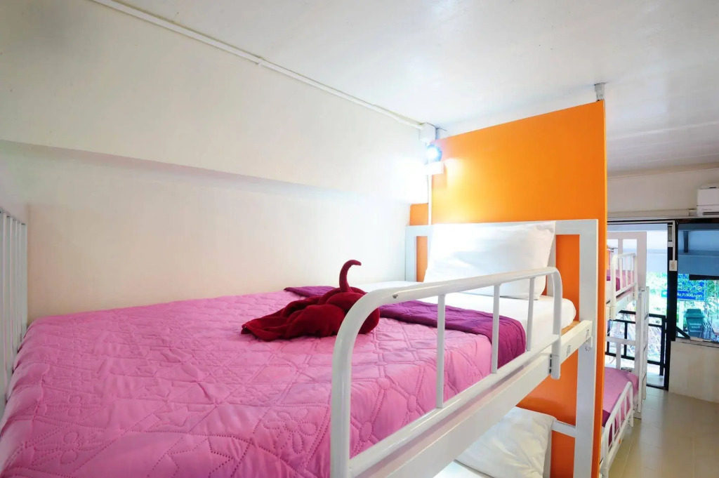 Voyagers Hostel