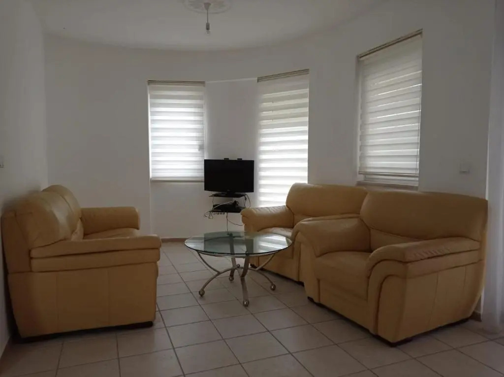 Bella Villa 6