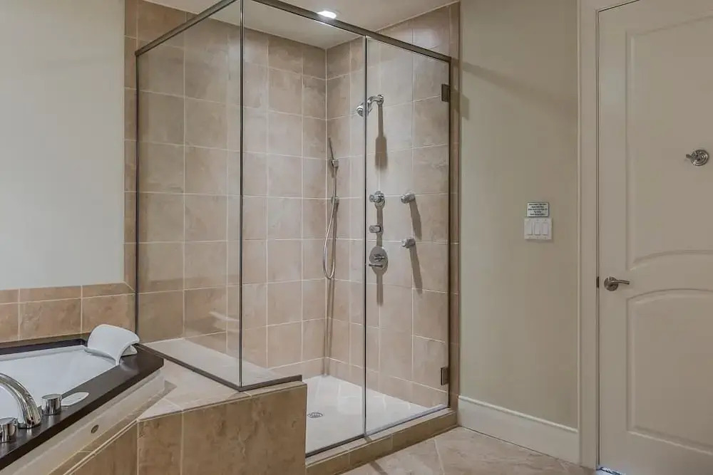 Turquoise Place Unit 1808D