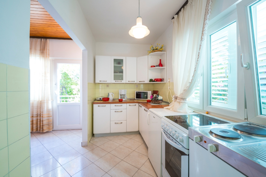 Holiday house Lidi - 30 m from beach: Orebic, Peljesac peninsula