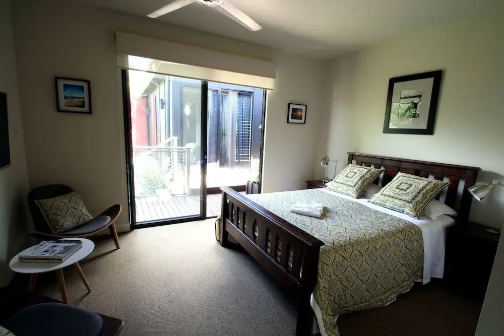 Phoenix Eumundi Bed & Breakfast