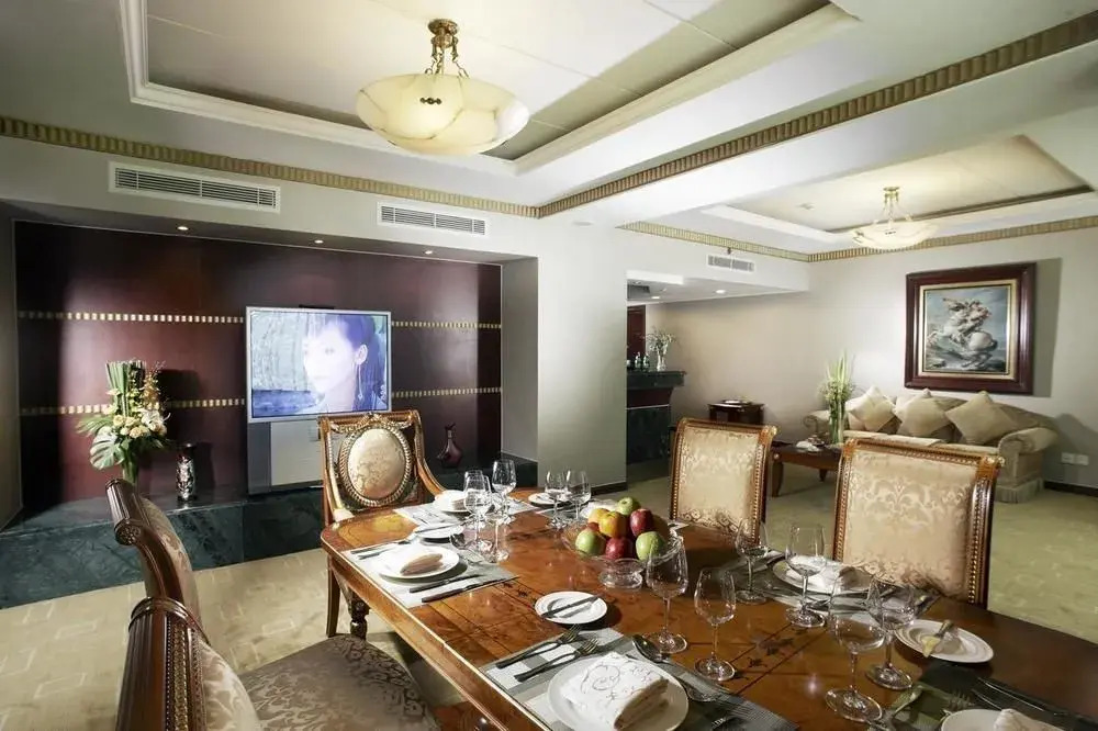Jiang Su Hotel