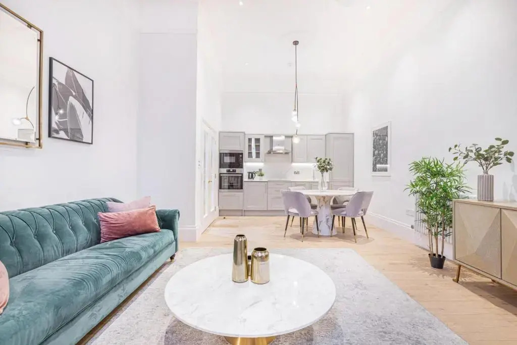 Royal Kensington - Standard 3 bed