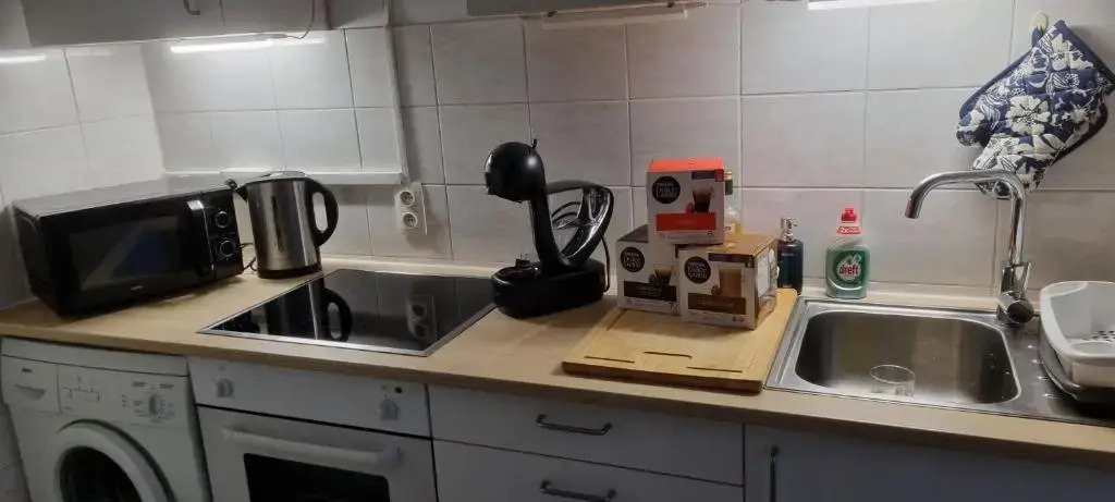Superb Appartement With 3 Bed Rooms In Antwerpen