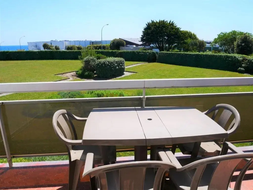 Appartement Quiberon, 2 pièces, 4 personnes - FR-1-478-88
