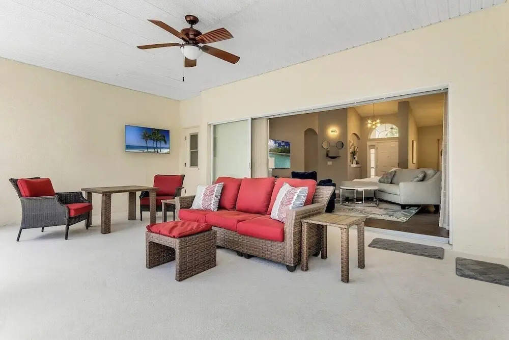 333 Burford Circle Davenport