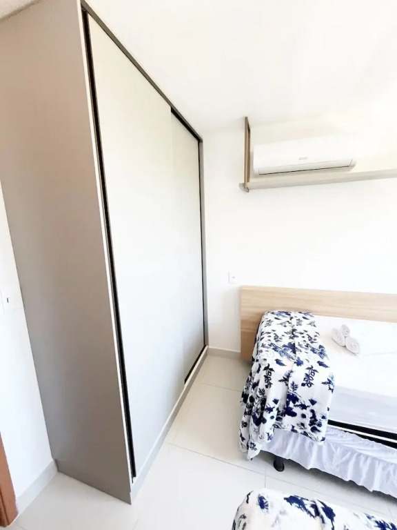 Dutra Ocean Flat By DayByDay