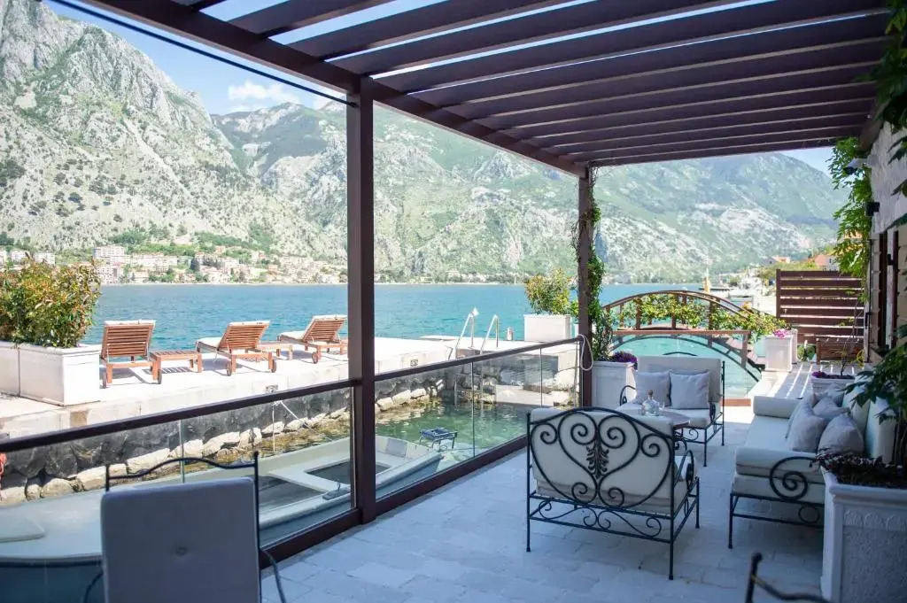 SEASIDE HOUSE KOTOR