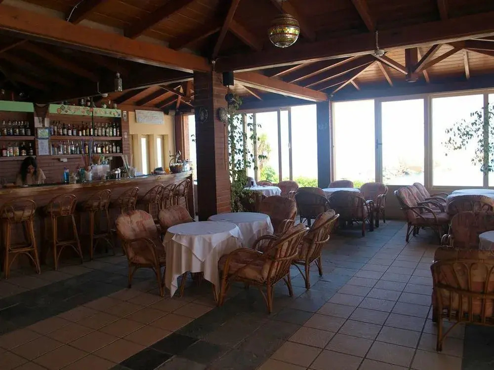 Hotel Haris on the beach
